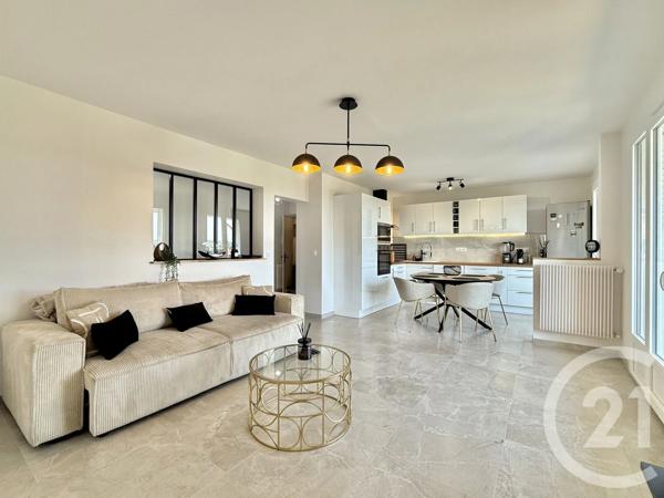 Appartement à vendre  4 pièces - 70,15 m 2   YZEURE  - 03