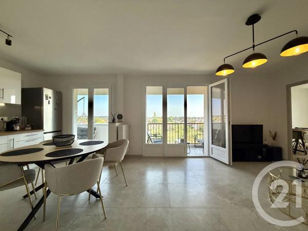 Appartement à vendre  4 pièces - 70,15 m 2   YZEURE  - 03