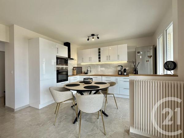 Appartement à vendre  4 pièces - 70,15 m 2   YZEURE  - 03
