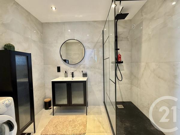 Appartement à vendre  4 pièces - 70,15 m 2   YZEURE  - 03