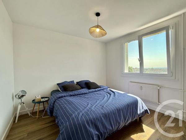 Appartement à vendre  4 pièces - 70,15 m 2   YZEURE  - 03