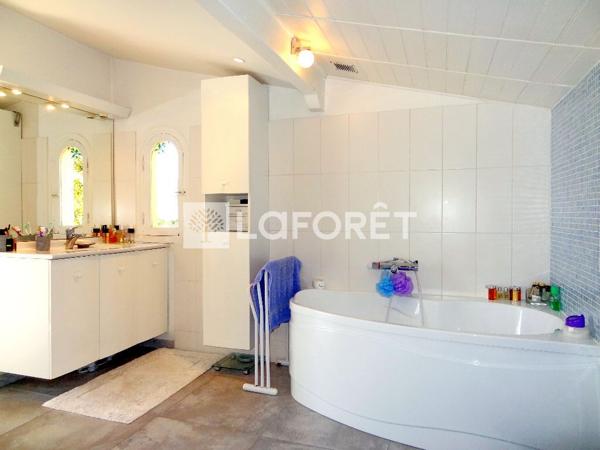 Achat maison Castellar - 4 pièce(s) - 118 m² - 630 000 €