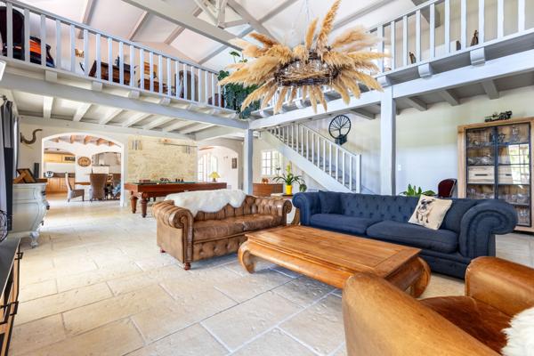 Civrac-en-Médoc (33340) Maison familiale de caractère – 370 m² – Piscine – 8000 m² de terrain – Lesparre en Médoc