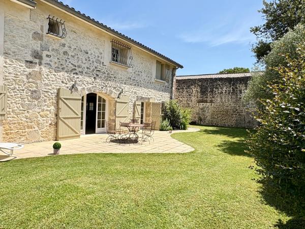 Civrac-en-Médoc (33340) Maison familiale de caractère – 370 m² – Piscine – 8000 m² de terrain – Lesparre en Médoc