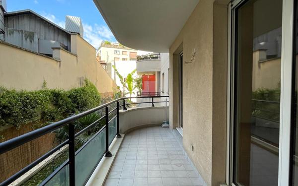 Appartement à vendre    4 pièces • 92,13 m2 Paris 12