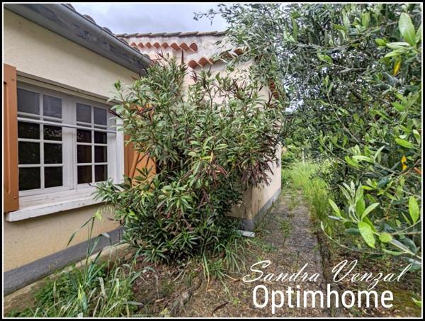 EXCLUSIVITÉ – MAISON de PLAIN PIED avec JARDIN, VERANDA, CAVE et GARAGE au cœur de la Provence