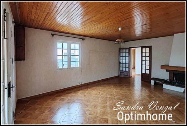 EXCLUSIVITÉ – MAISON de PLAIN PIED avec JARDIN, VERANDA, CAVE et GARAGE au cœur de la Provence