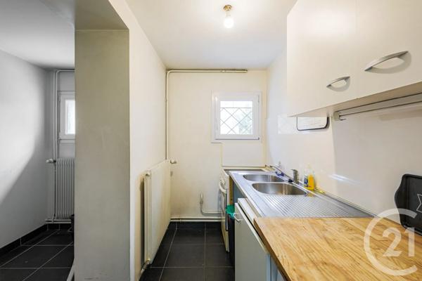 Maison à vendre  9 pièces - 220,21 m 2   GRENOBLE  - 38