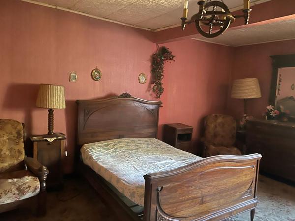 Mas en pierres mitoyen proche Anduze sur terrain constructible de 1900 m2