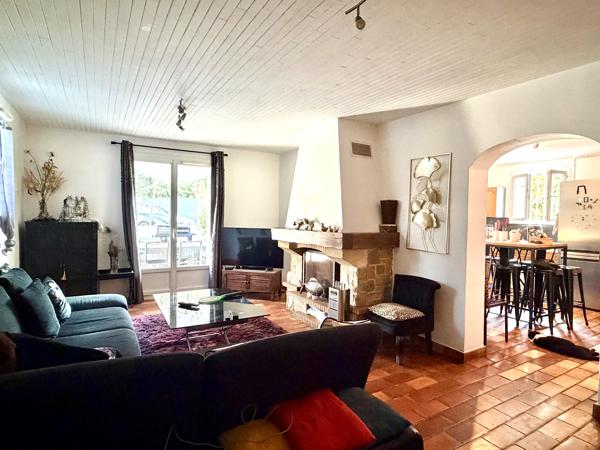 Maison 127 m² - 4 chambres - terrain 1 208 m² - fort potentiel - Bourg-lès-Valence
