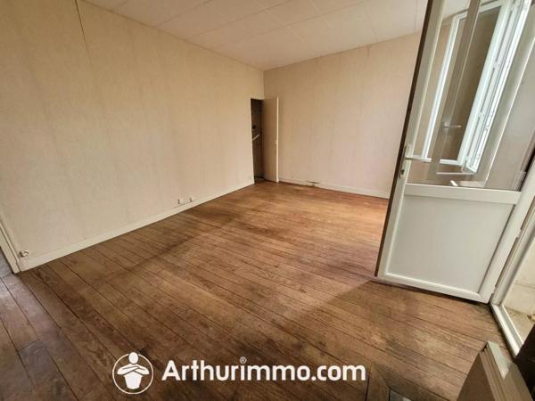 Vente Maison de ville 2 pièces 53 m2 à Saint-Jean-d'Angély