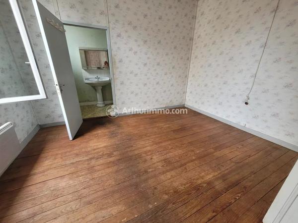 Vente Maison de ville 2 pièces 53 m2 à Saint-Jean-d'Angély