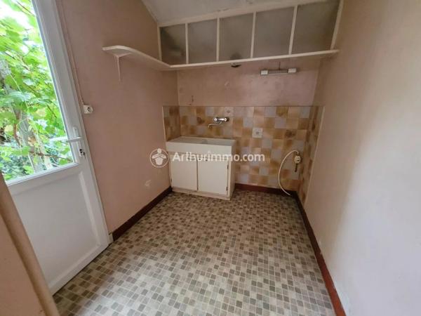 Vente Maison de ville 2 pièces 53 m2 à Saint-Jean-d'Angély