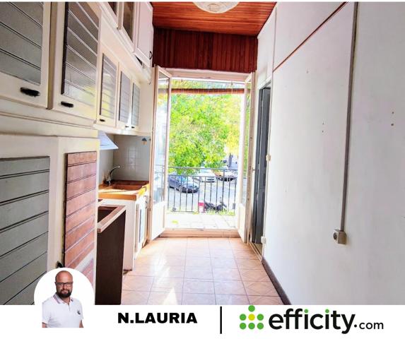 Immeuble 9 pièces - 250 m²