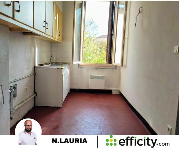 Immeuble 9 pièces - 250 m²