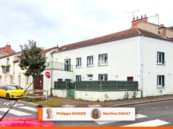 Maison de ville 80 m2, 3 chambres, garage, terrasse et cour