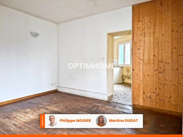 Maison de ville 80 m2, 3 chambres, garage, terrasse et cour