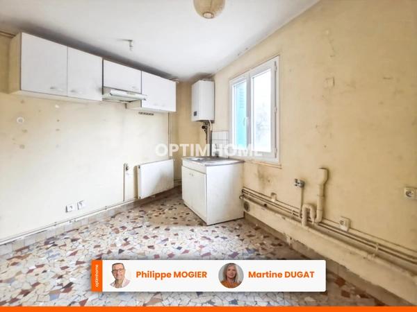 Maison de ville 80 m2, 3 chambres, garage, terrasse et cour
