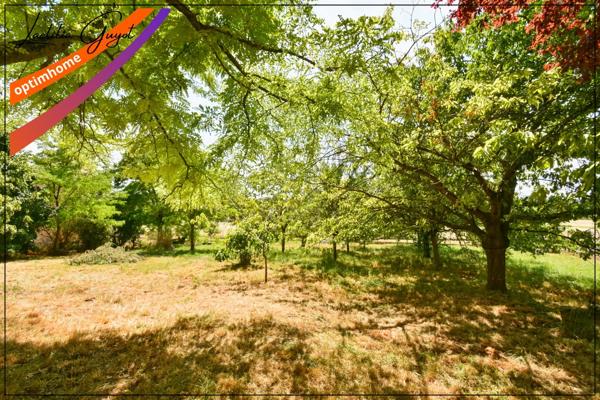 Maison de caractère à vendre à Saint-Menoux – 175m² habitables avec jardin et grenier aménageable