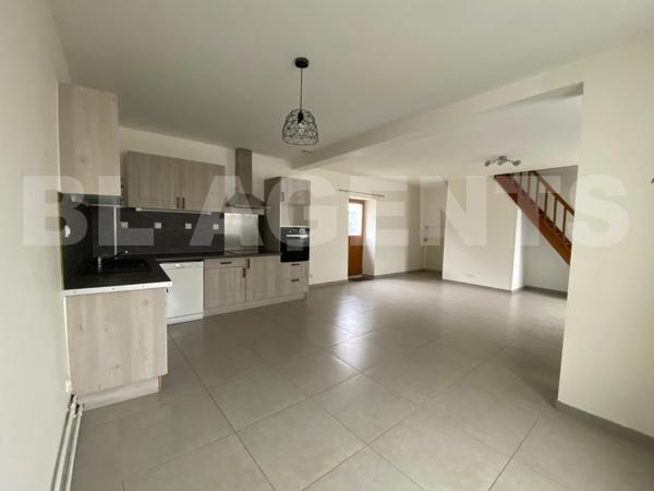 Immeuble composé de 2 logements 177m2