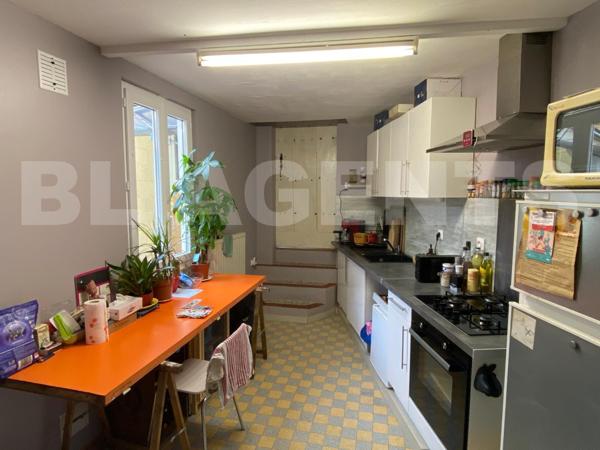 Immeuble composé de 2 logements 177m2