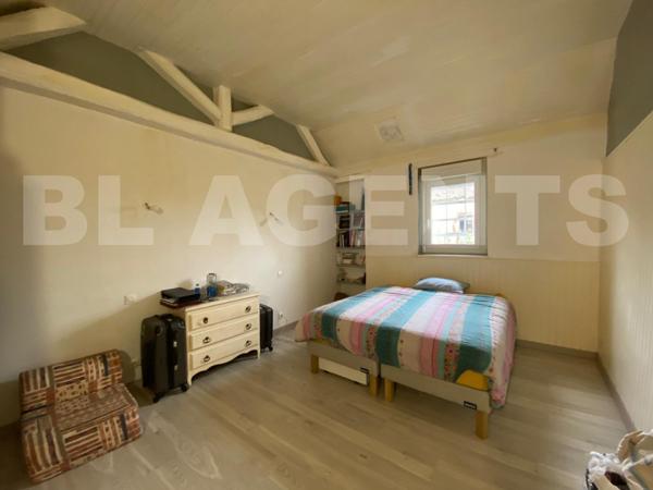 Immeuble composé de 2 logements 177m2