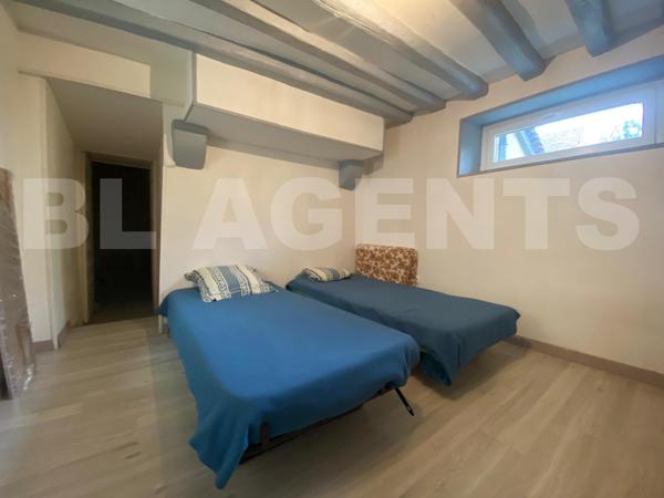 Immeuble composé de 2 logements 177m2