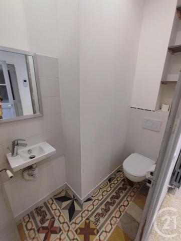 Immeuble à vendre  205,40 m2 AVIGNON - 84