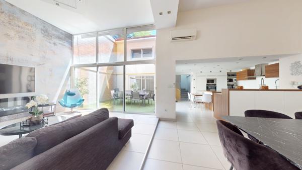 Loft 4 pièces - 160 m² Bien prestige