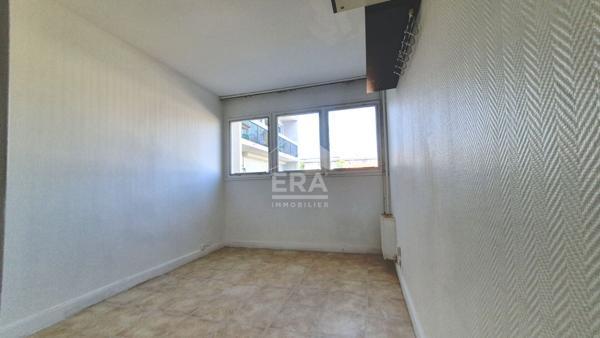 Studio avec  parking - LA VARENNE - LES MURIERS