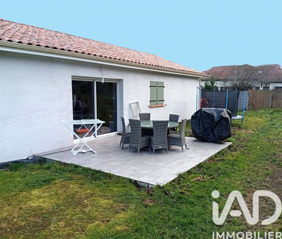 Maison à vendre 4 pièces 97 m² Serres-sur-Arget