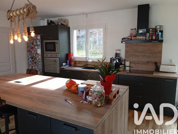 Maison à vendre 4 pièces 97 m² Serres-sur-Arget