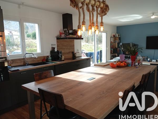 Maison à vendre 4 pièces 97 m² Serres-sur-Arget