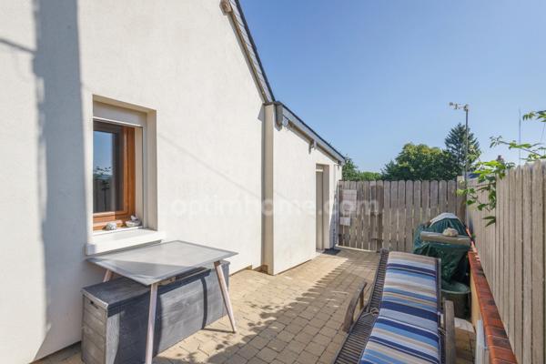 HONFLEUR CENTRE - SECTEUR PRISE - Maison normande - 118 m2 - 2/3 chambres - Terrain 742 m2 - Dépendance de 34 m2 - Parkings 3 voitures