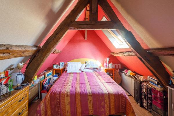 HONFLEUR CENTRE - SECTEUR PRISE - Maison normande - 118 m2 - 2/3 chambres - Terrain 742 m2 - Dépendance de 34 m2 - Parkings 3 voitures