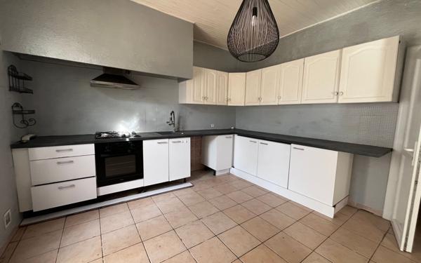 Maison à vendre    4 pièces •  Lunel-Viel