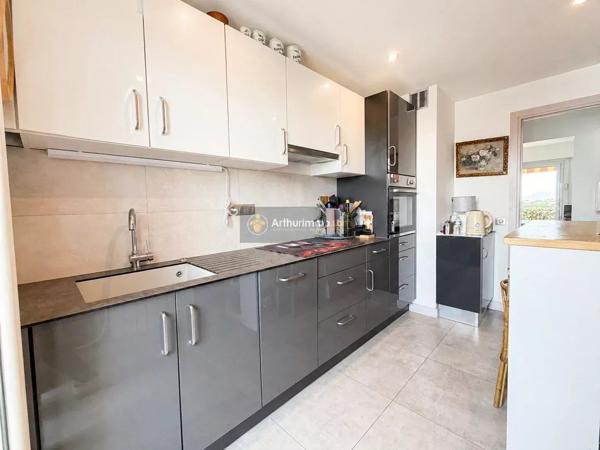 Vente Appartement 3 pièces 73 m2 à Saint-Raphaël