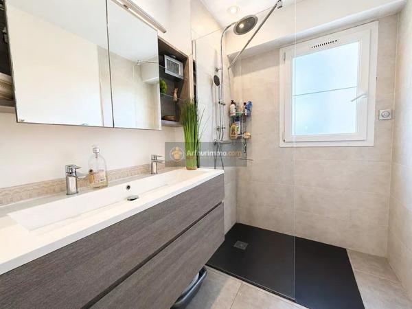 Vente Appartement 3 pièces 73 m2 à Saint-Raphaël