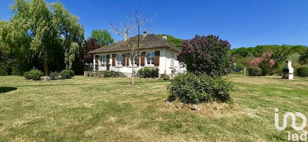 Pavillon 5 pièces de 83 m² à Saint-Pierre-en-Auge (14170)