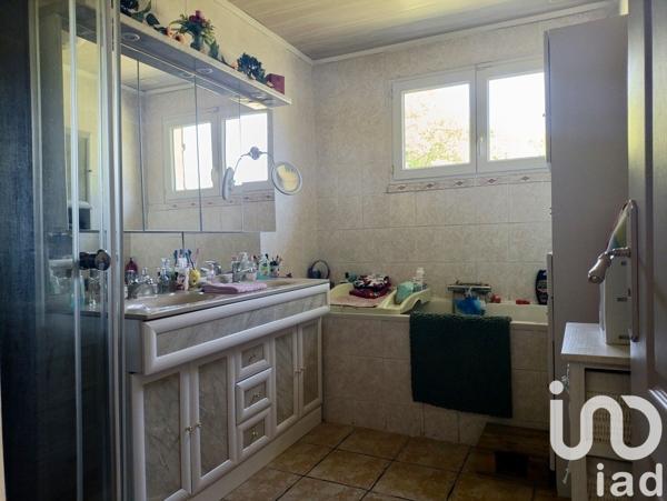 Pavillon 5 pièces de 83 m² à Saint-Pierre-en-Auge (14170)