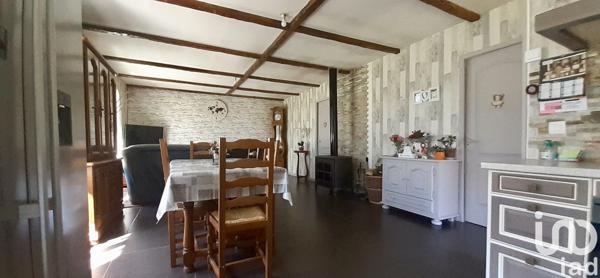 Pavillon 5 pièces de 83 m² à Saint-Pierre-en-Auge (14170)