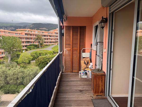 Appartement 3 pièce(s) - GRASSE