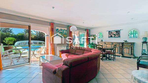 Maison provençale 5 pièces, piscine et garage