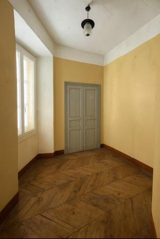 A vendre appartement 97 m2  centre ville d'Aajaccio