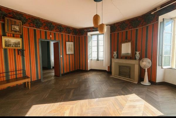 A vendre appartement 97 m2  centre ville d'Aajaccio