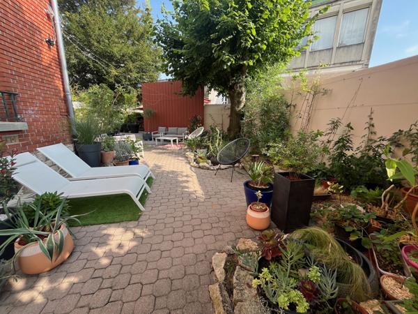 Maison 12 pièces - 300 m²