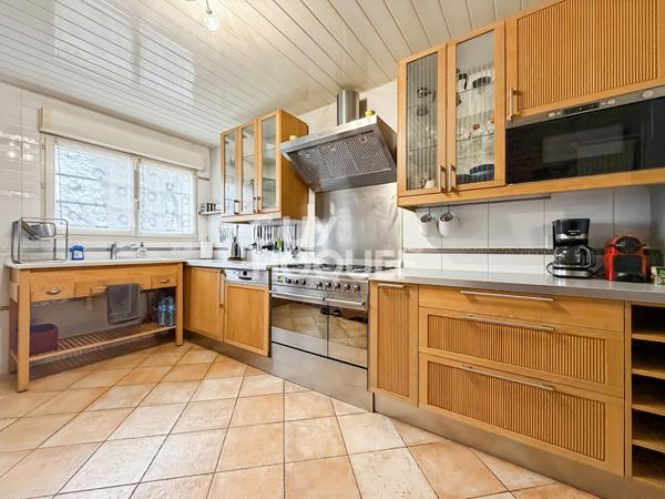 Maison Chessy 178 m²