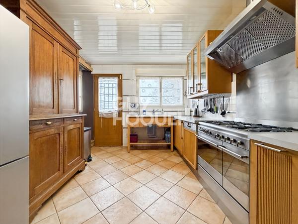 Maison Chessy 178 m²