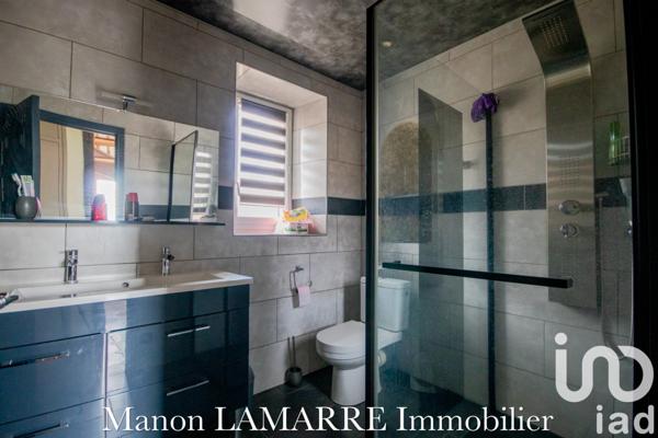 Maison à vendre 6 pièces 117 m² Mézières-sur-Seine