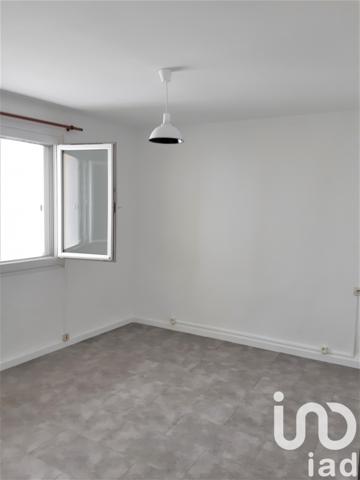 Immeuble à vendre 122 m² Marguerittes